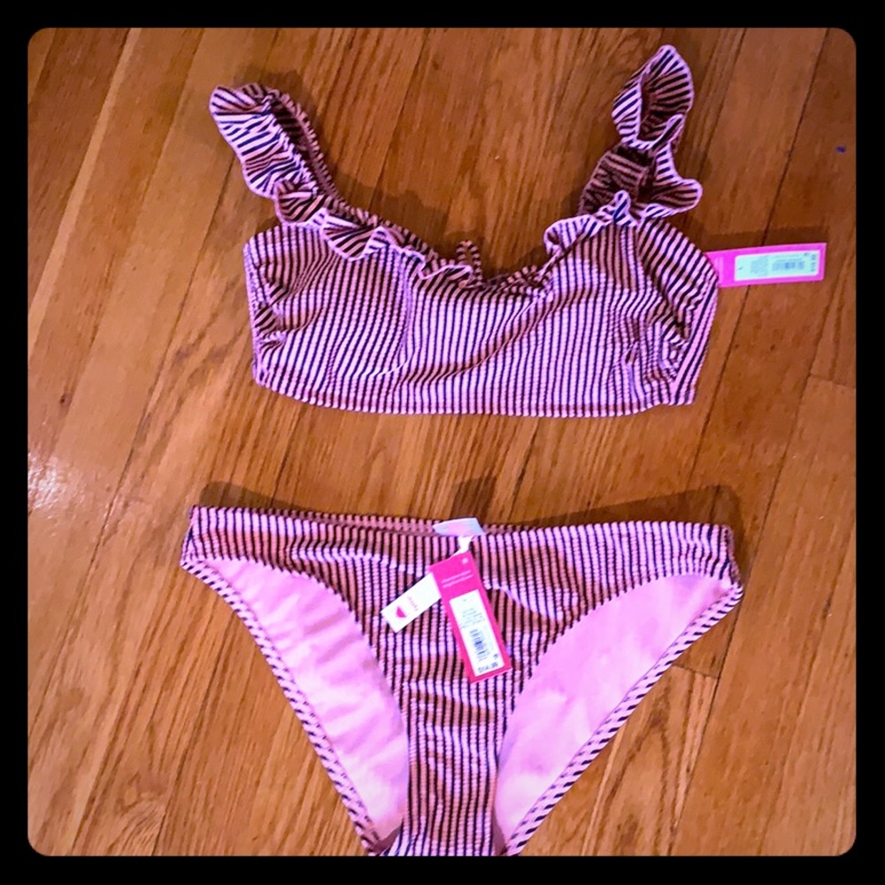 NWT Bathingsuit (2 tops!!)